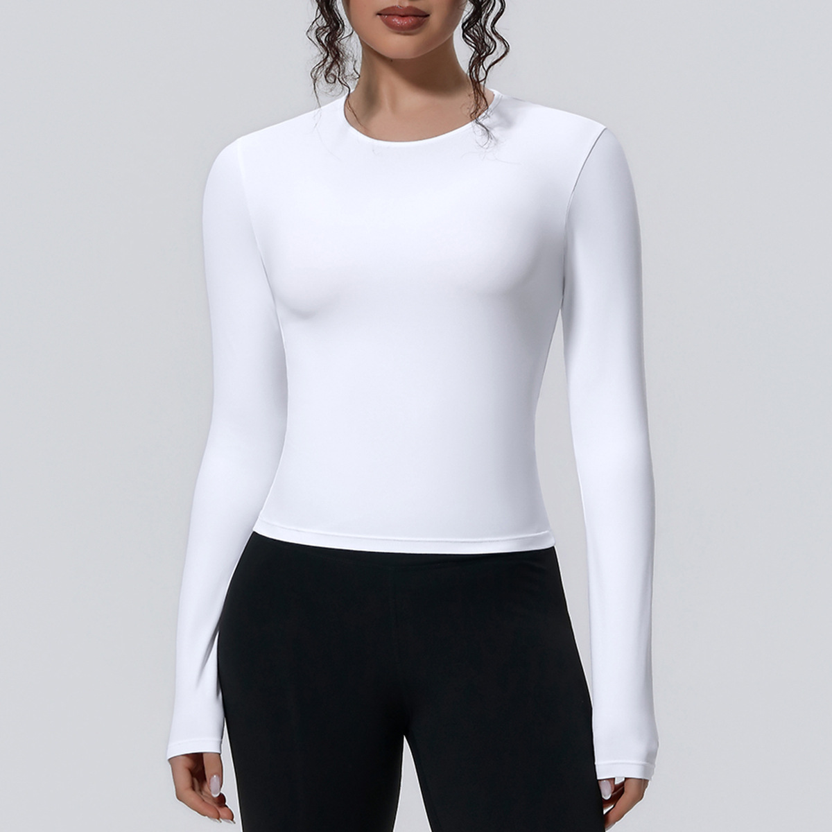 T-shirt sportiva attillata da  - Yoga Fitness Exercises recensione e prezzo